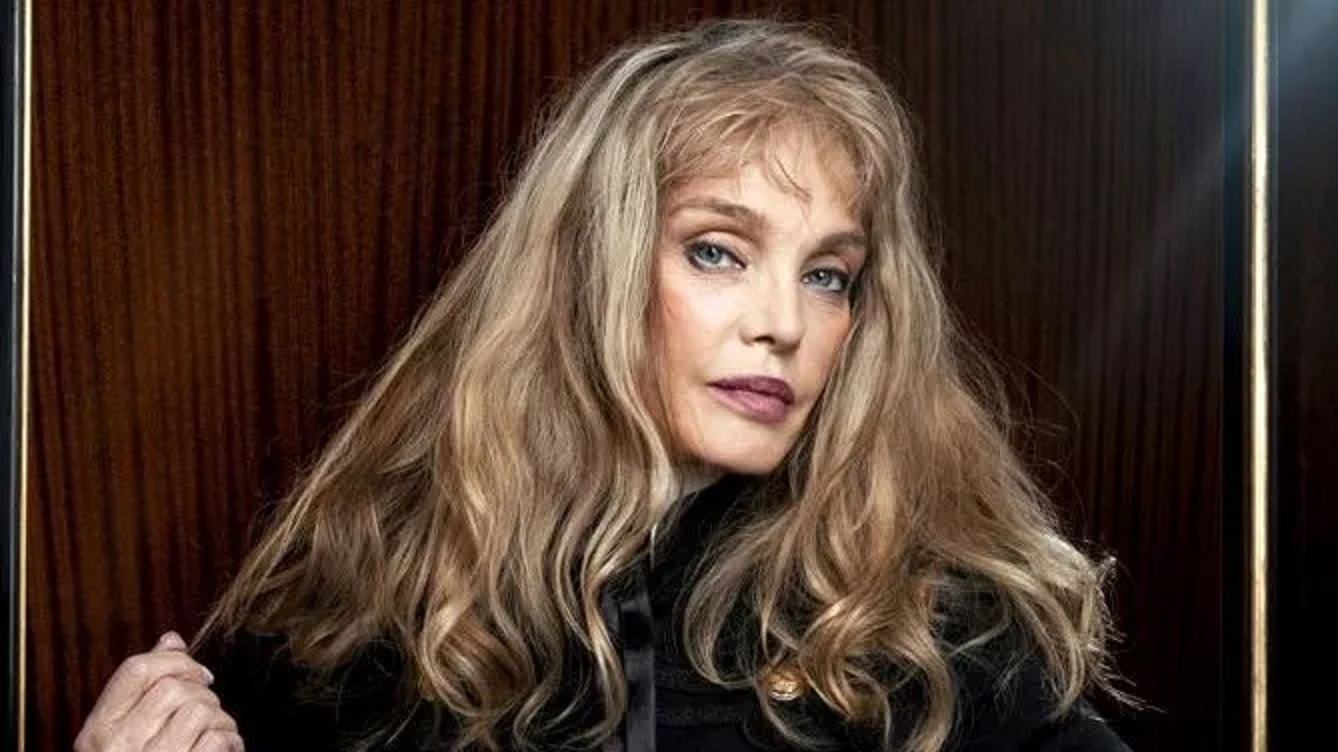 Arielle Dombasle : Les Grosses Têtes Archives - Arielle Dombasle